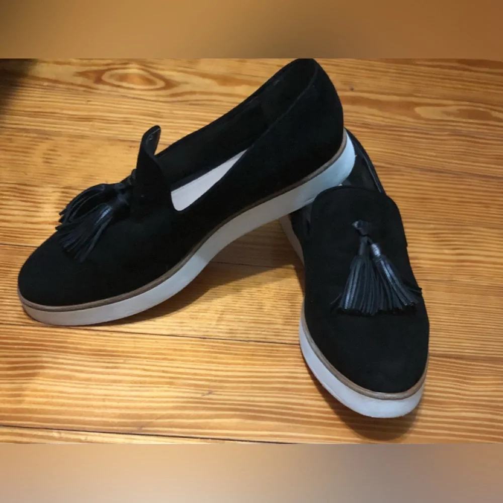 via spiga office dressing  women’ s leather Suede Shoes black. 6.5 M